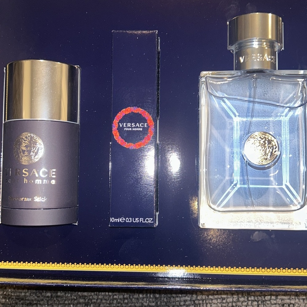 Men’s Versace Set - Picture 2 of 3